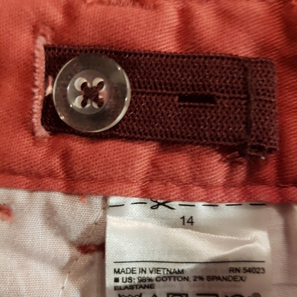 Old Navy Boys shorts built in flex size 14, New - Picture 4 of 9